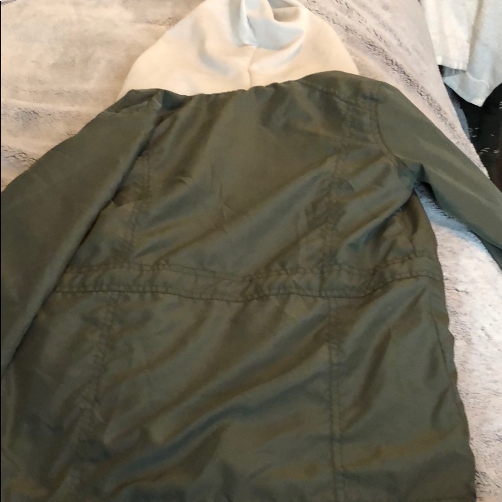 jacket - Picture 4 of 4